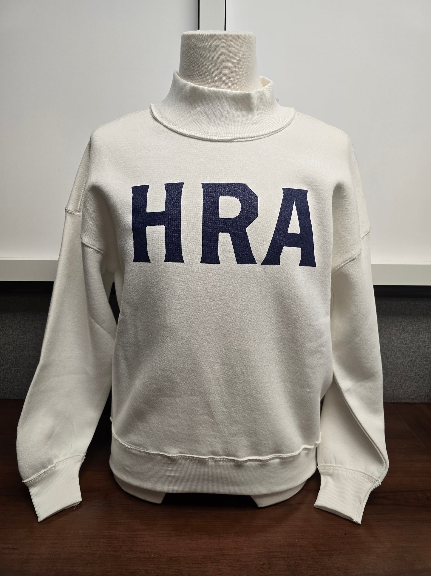 Sweatshirt Mock Collar Cream