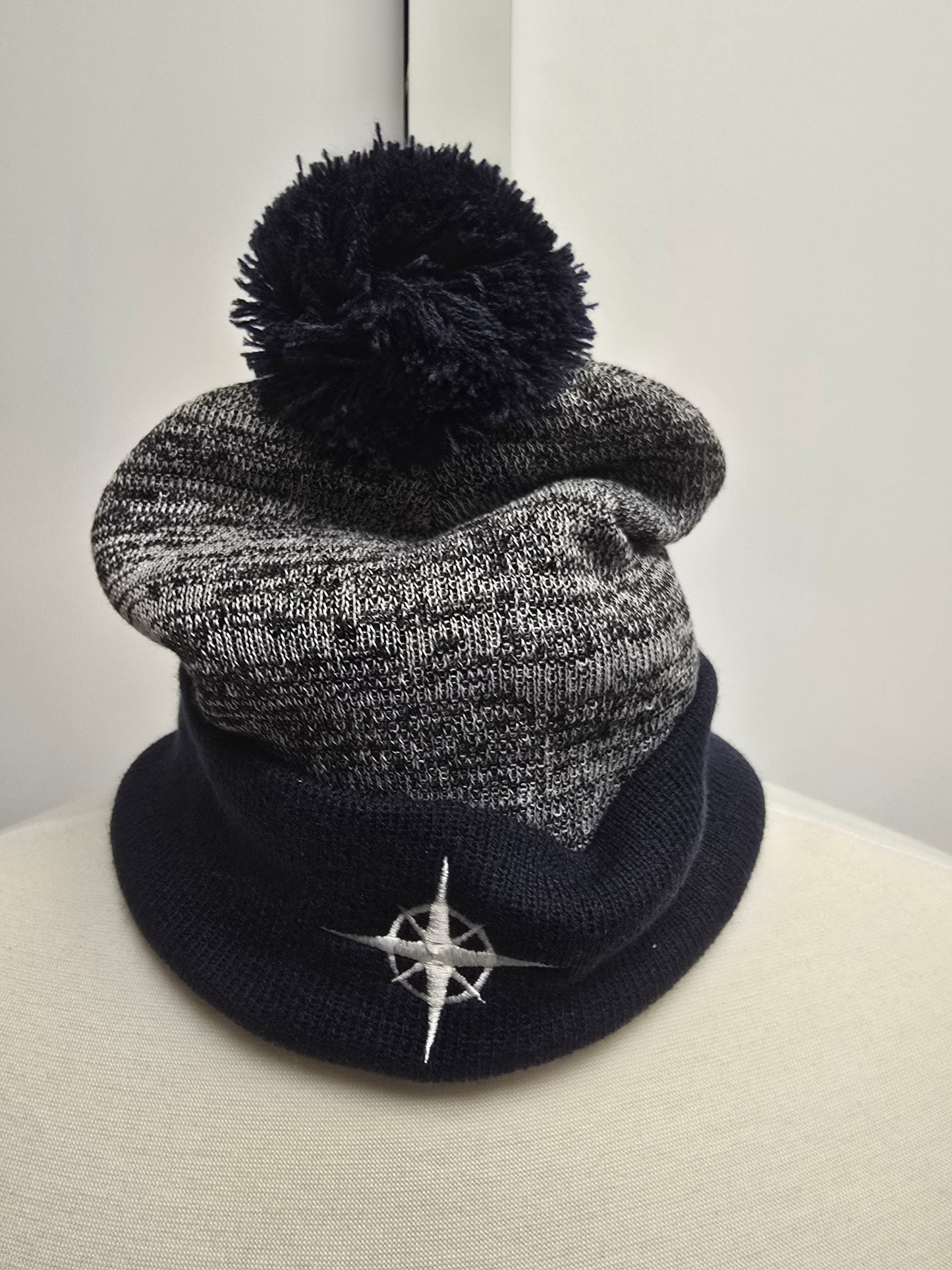 Hat Winter Blue/Gray HRA Compass
